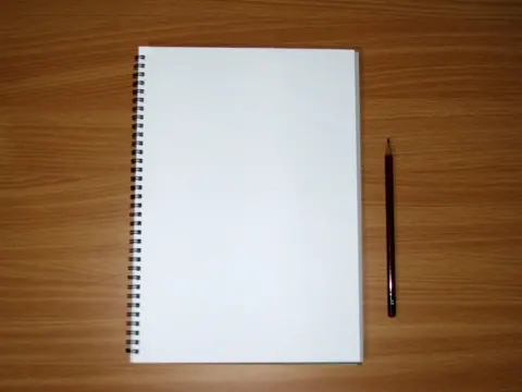 كراسة رسم غلاف مقوى 160 جم 40 صفحة